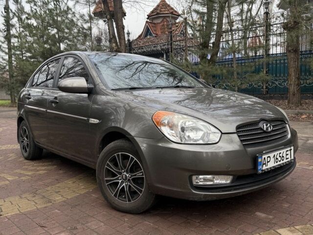 Сірий Хендай Акцент, об'ємом двигуна 1.4 л та пробігом 109 тис. км за 4900 $, фото 1 на Automoto.ua