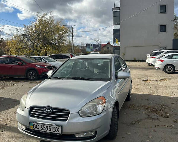 Сірий Хендай Акцент, об'ємом двигуна 1.4 л та пробігом 194 тис. км за 5300 $, фото 1 на Automoto.ua