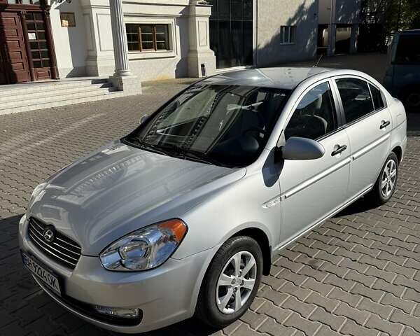 Сірий Хендай Акцент, об'ємом двигуна 1.4 л та пробігом 72 тис. км за 7500 $, фото 1 на Automoto.ua