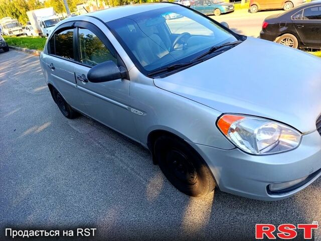 Сірий Хендай Акцент, об'ємом двигуна 1.4 л та пробігом 314 тис. км за 3800 $, фото 1 на Automoto.ua