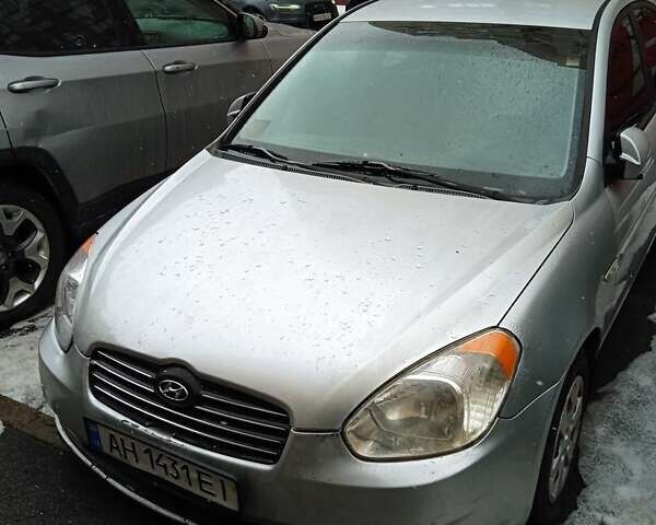 Сірий Хендай Акцент, об'ємом двигуна 1.4 л та пробігом 260 тис. км за 3600 $, фото 1 на Automoto.ua