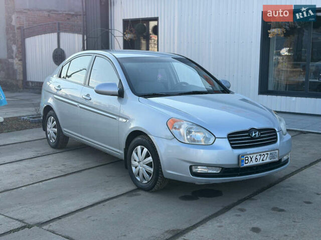 Сірий Хендай Акцент, об'ємом двигуна 1.4 л та пробігом 208 тис. км за 4500 $, фото 1 на Automoto.ua