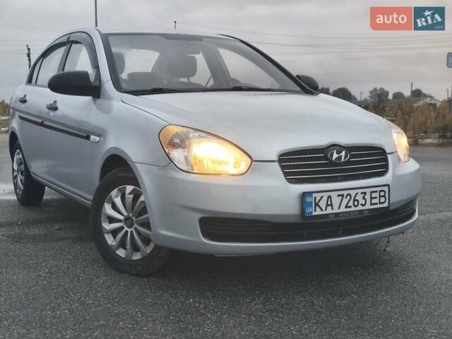 Сірий Хендай Акцент, об'ємом двигуна 1.4 л та пробігом 139 тис. км за 4700 $, фото 1 на Automoto.ua