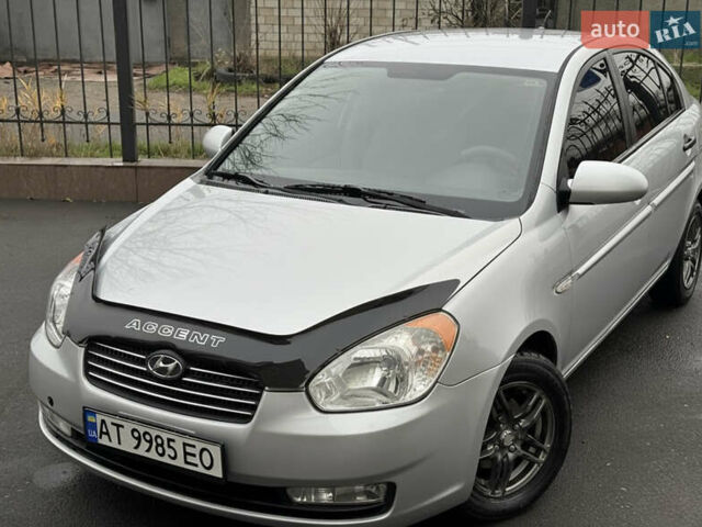 Сірий Хендай Акцент, об'ємом двигуна 1.4 л та пробігом 224 тис. км за 4400 $, фото 1 на Automoto.ua