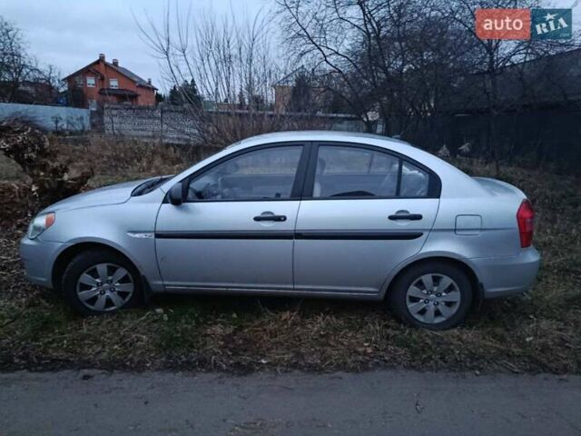 Сірий Хендай Акцент, об'ємом двигуна 1.4 л та пробігом 90 тис. км за 3000 $, фото 1 на Automoto.ua