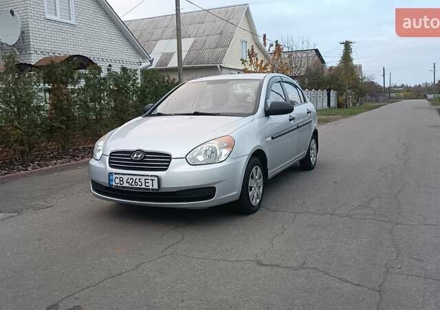 Сірий Хендай Акцент, об'ємом двигуна 1.4 л та пробігом 240 тис. км за 4400 $, фото 1 на Automoto.ua