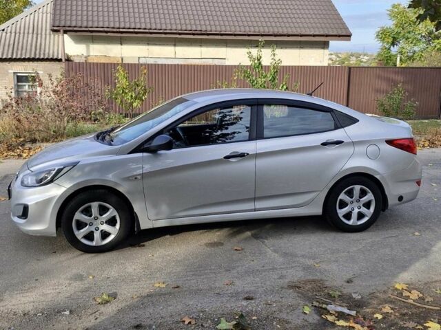 Серый Хендай Акцент, объемом двигателя 1.4 л и пробегом 173 тыс. км за 6800 $, фото 1 на Automoto.ua