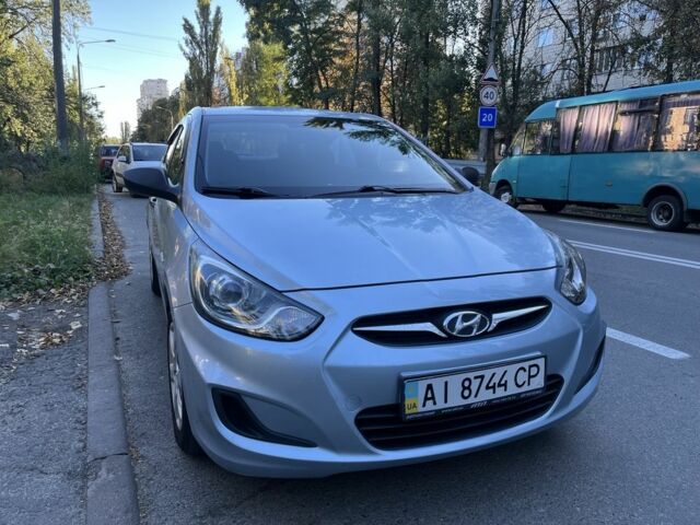 Серый Хендай Акцент, объемом двигателя 1.4 л и пробегом 203 тыс. км за 7000 $, фото 1 на Automoto.ua