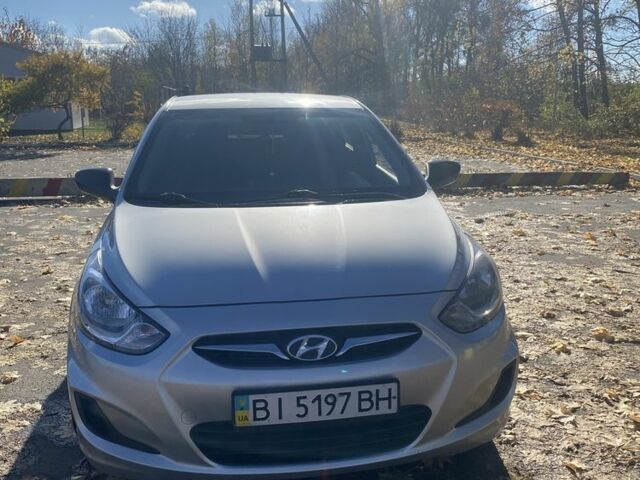 Хендай Акцент 2011 у Полтаві на Automoto.ua Сірий Хендай Акцент, об'ємом двигуна 1.4 л та пробігом 171 тис. км за 6499 $, фото 1 на Automoto.ua