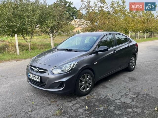 Сірий Хендай Акцент, об'ємом двигуна 1.4 л та пробігом 211 тис. км за 5950 $, фото 1 на Automoto.ua