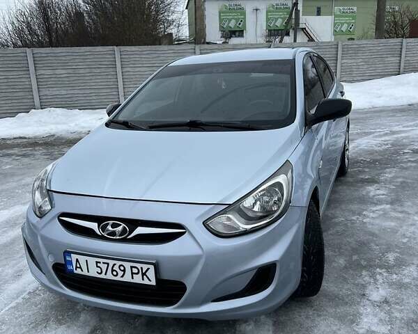 Серый Хендай Акцент, объемом двигателя 1.4 л и пробегом 219 тыс. км за 6400 $, фото 1 на Automoto.ua