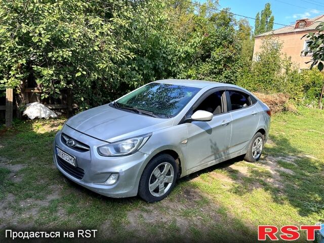Серый Хендай Акцент, объемом двигателя 1.4 л и пробегом 290 тыс. км за 4600 $, фото 1 на Automoto.ua