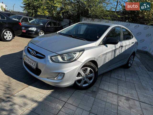 Сірий Хендай Акцент, об'ємом двигуна 1.4 л та пробігом 200 тис. км за 6300 $, фото 1 на Automoto.ua