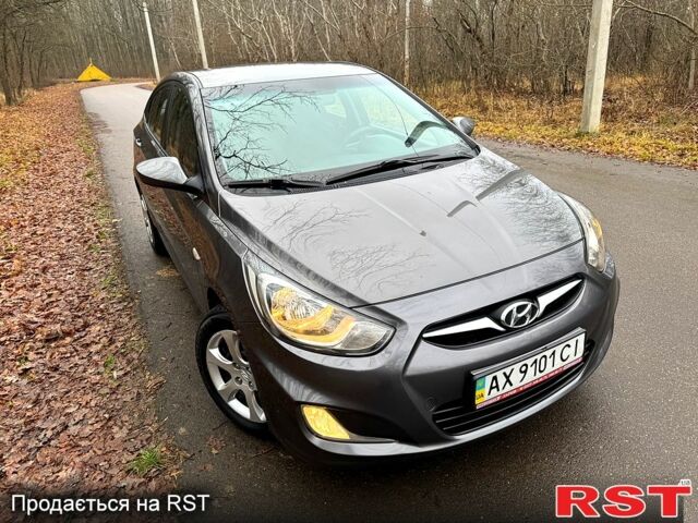 Серый Хендай Акцент, объемом двигателя 1.4 л и пробегом 125 тыс. км за 7500 $, фото 1 на Automoto.ua