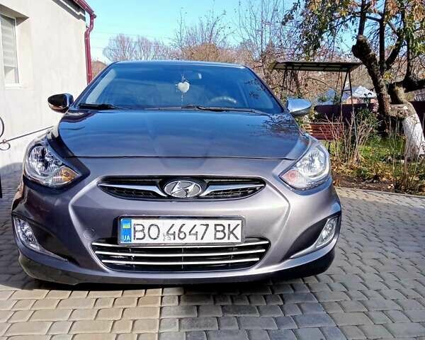Сірий Хендай Акцент, об'ємом двигуна 1.4 л та пробігом 104 тис. км за 7500 $, фото 1 на Automoto.ua