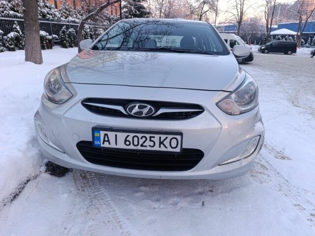 Серый Хендай Акцент, объемом двигателя 1.6 л и пробегом 124 тыс. км за 6900 $, фото 1 на Automoto.ua
