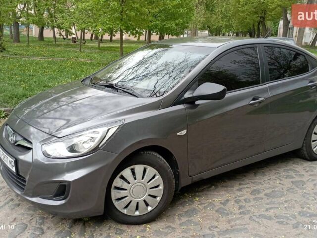 Сірий Хендай Акцент, об'ємом двигуна 1.4 л та пробігом 284 тис. км за 7000 $, фото 1 на Automoto.ua