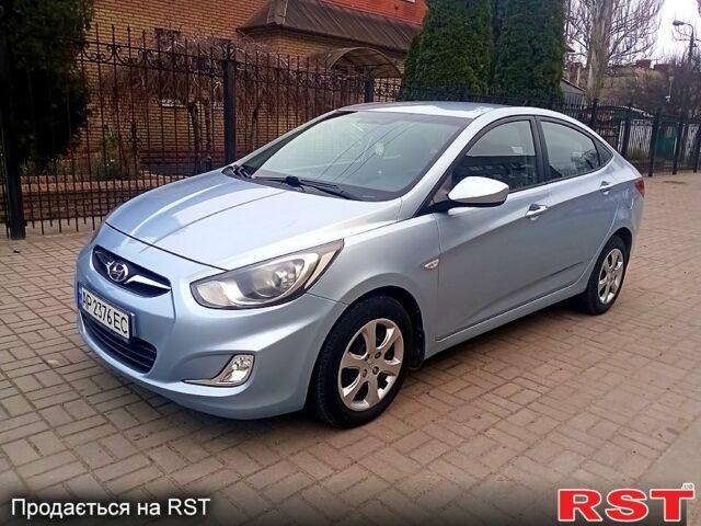 Серый Хендай Акцент, объемом двигателя 1.4 л и пробегом 175 тыс. км за 7500 $, фото 1 на Automoto.ua