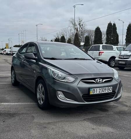 Сірий Хендай Акцент, об'ємом двигуна 1.4 л та пробігом 122 тис. км за 7500 $, фото 1 на Automoto.ua