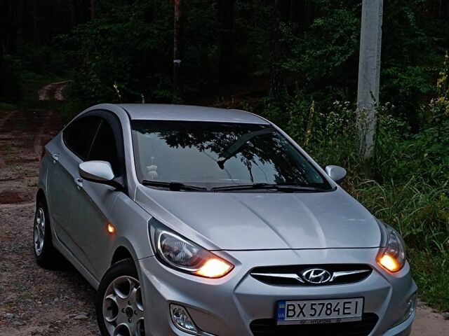 Сірий Хендай Акцент, об'ємом двигуна 1.4 л та пробігом 128 тис. км за 8500 $, фото 1 на Automoto.ua
