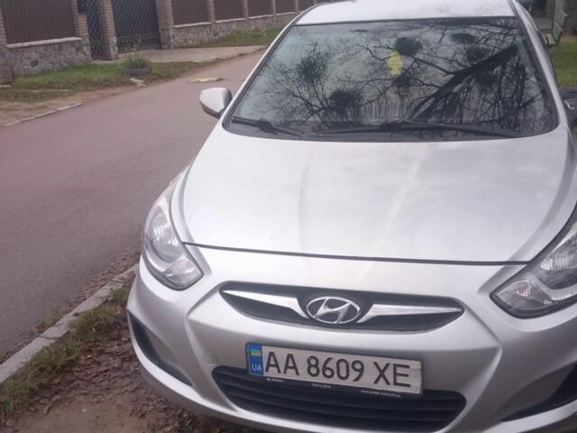 Серый Хендай Акцент, объемом двигателя 1.4 л и пробегом 275 тыс. км за 5800 $, фото 1 на Automoto.ua