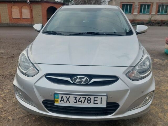Серый Хендай Акцент, объемом двигателя 1.6 л и пробегом 58 тыс. км за 8500 $, фото 1 на Automoto.ua