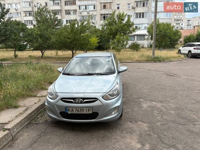 Сірий Хендай Акцент, об'ємом двигуна 1.4 л та пробігом 200 тис. км за 6800 $, фото 1 на Automoto.ua
