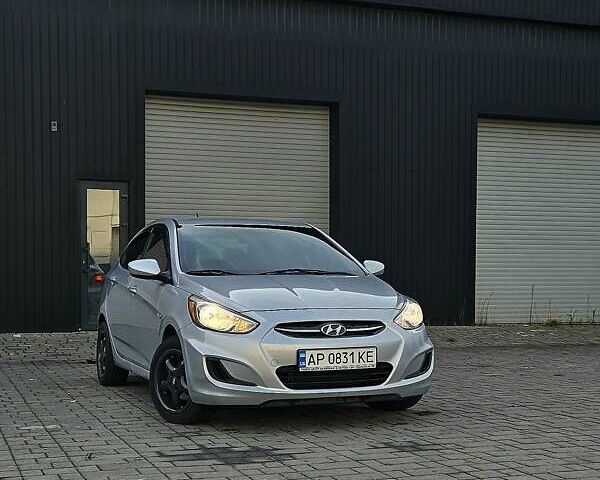 Сірий Хендай Акцент, об'ємом двигуна 1.59 л та пробігом 276 тис. км за 8300 $, фото 1 на Automoto.ua