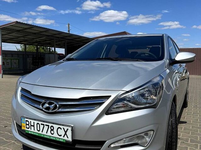 Серый Хендай Акцент, объемом двигателя 1.6 л и пробегом 82 тыс. км за 10700 $, фото 1 на Automoto.ua