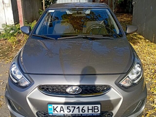 Хендай Акцент 2017 в Одессе на Automoto.ua Серый Хендай Акцент, объемом двигателя 1.4 л и пробегом 92 тыс. км за 9000 $, фото 1 на Automoto.ua