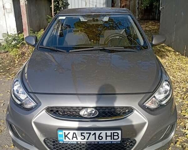 Хендай Акцент 2017 в Одессе на Automoto.ua Серый Хендай Акцент, объемом двигателя 1.4 л и пробегом 92 тыс. км за 9000 $, фото 1 на Automoto.ua