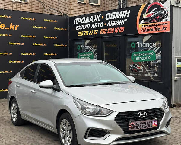 Серый Хендай Акцент, объемом двигателя 1.59 л и пробегом 97 тыс. км за 11300 $, фото 1 на Automoto.ua