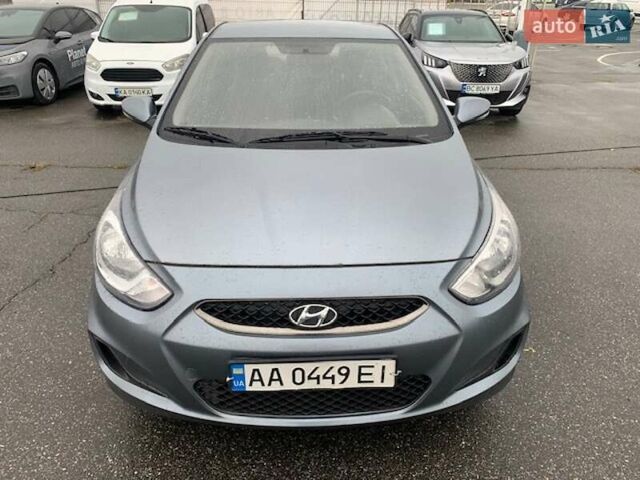 Сірий Хендай Акцент, об'ємом двигуна 1.37 л та пробігом 185 тис. км за 8200 $, фото 1 на Automoto.ua