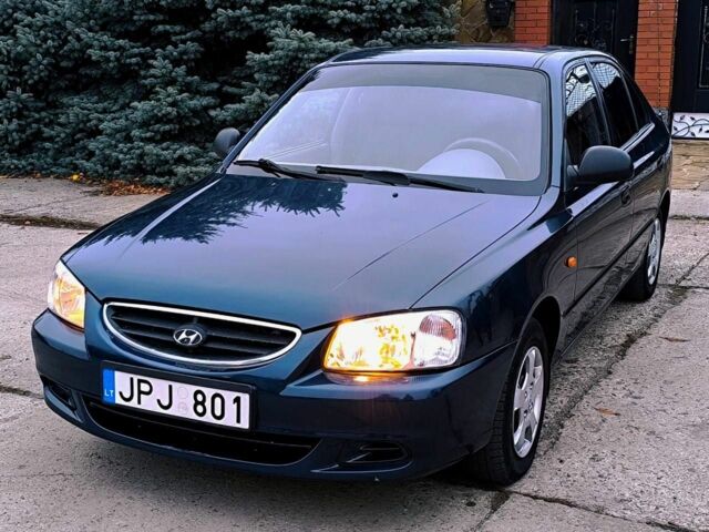 Синій Хендай Акцент, об'ємом двигуна 1.5 л та пробігом 155 тис. км за 1900 $, фото 1 на Automoto.ua