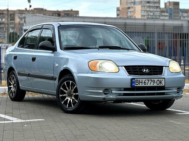 Синий Хендай Акцент, объемом двигателя 1.5 л и пробегом 280 тыс. км за 3100 $, фото 1 на Automoto.ua
