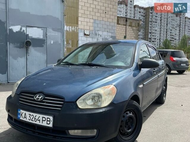 Синий Хендай Акцент, объемом двигателя 1.4 л и пробегом 560 тыс. км за 2700 $, фото 1 на Automoto.ua