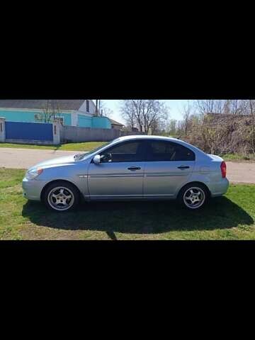 Синий Хендай Акцент, объемом двигателя 1.4 л и пробегом 113 тыс. км за 4800 $, фото 1 на Automoto.ua