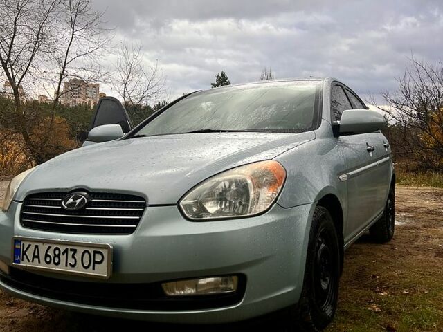 Хендай Акцент 2007 в Киеве на Automoto.ua Синий Хендай Акцент, объемом двигателя 1.4 л и пробегом 254 тыс. км за 4000 $, фото 1 на Automoto.ua