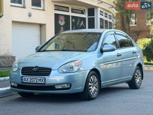 Синий Хендай Акцент, объемом двигателя 1.4 л и пробегом 137 тыс. км за 4999 $, фото 1 на Automoto.ua