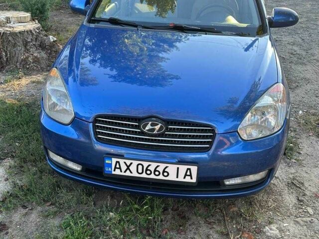 Синий Хендай Акцент, объемом двигателя 1.4 л и пробегом 193 тыс. км за 4500 $, фото 1 на Automoto.ua