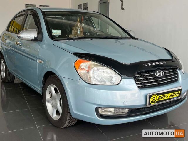 Синий Хендай Акцент, объемом двигателя 1.6 л и пробегом 172 тыс. км за 5500 $, фото 1 на Automoto.ua