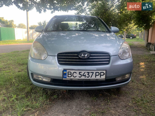 Синий Хендай Акцент, объемом двигателя 1.49 л и пробегом 199 тыс. км за 5250 $, фото 1 на Automoto.ua
