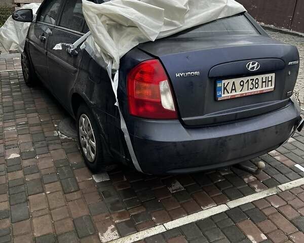 Синий Хендай Акцент, объемом двигателя 1.59 л и пробегом 225 тыс. км за 1800 $, фото 1 на Automoto.ua