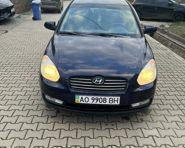 Синій Хендай Акцент, об'ємом двигуна 1.6 л та пробігом 211 тис. км за 5800 $, фото 1 на Automoto.ua