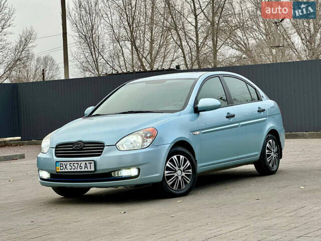 Синій Хендай Акцент, об'ємом двигуна 1.4 л та пробігом 102 тис. км за 4999 $, фото 1 на Automoto.ua