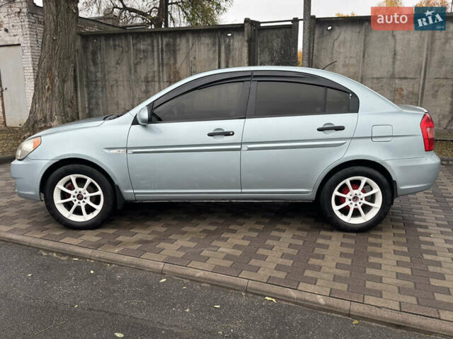 Синій Хендай Акцент, об'ємом двигуна 1.4 л та пробігом 334 тис. км за 3400 $, фото 1 на Automoto.ua