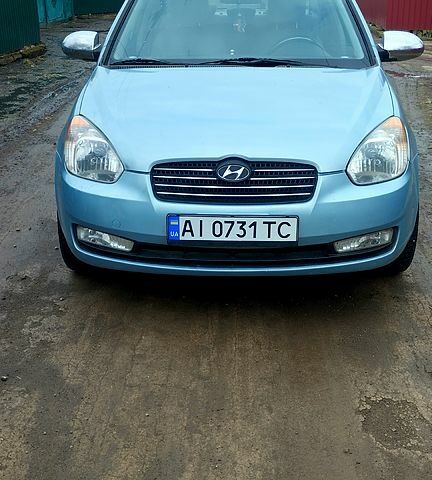 Синий Хендай Акцент, объемом двигателя 1.4 л и пробегом 21500 тыс. км за 4500 $, фото 1 на Automoto.ua