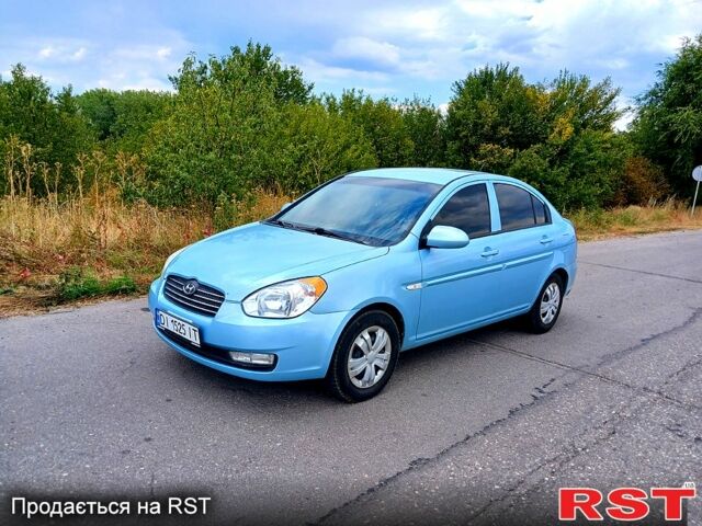 Синий Хендай Акцент, объемом двигателя 1.4 л и пробегом 175 тыс. км за 5400 $, фото 1 на Automoto.ua