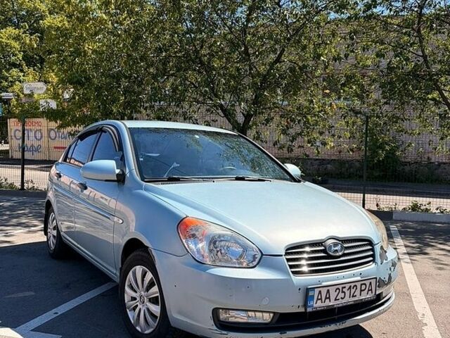 Синій Хендай Акцент, об'ємом двигуна 1.4 л та пробігом 170 тис. км за 4600 $, фото 1 на Automoto.ua