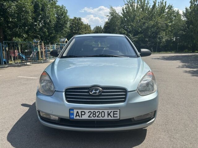 Синий Хендай Акцент, объемом двигателя 1.4 л и пробегом 211 тыс. км за 4999 $, фото 1 на Automoto.ua